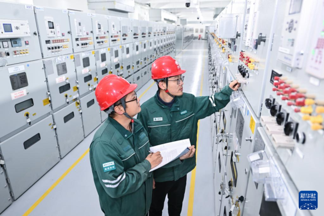 河北雄安新區(qū)容西片區(qū)首座220千伏變電站投運(yùn)(圖2)