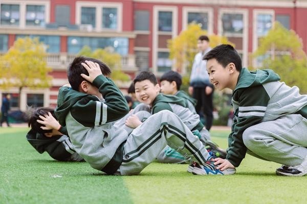 武汉探路扩容中小学体育运动“大课间” “多”出来的40分钟开云体育网址(图2)