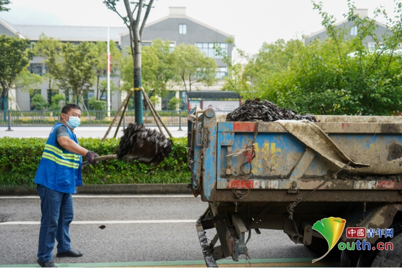 博鱼·(boyu)体育官方网站南昌新建区：排水管网清淤忙 疏通城市“血脉”保畅通(图2)