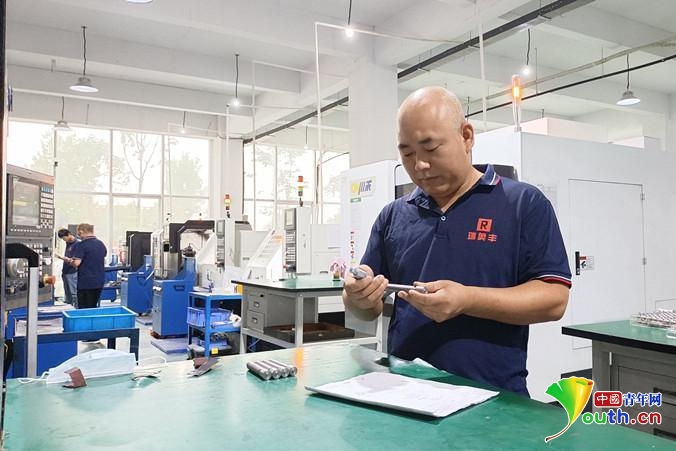 完美体育西安新能源汽车电子产业基地首家入驻企业投产运营