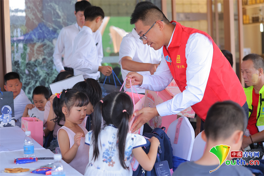中建集团2024年全国留守儿童关爱保护“百场宣讲进工地”活动第53场活动举办(图4)