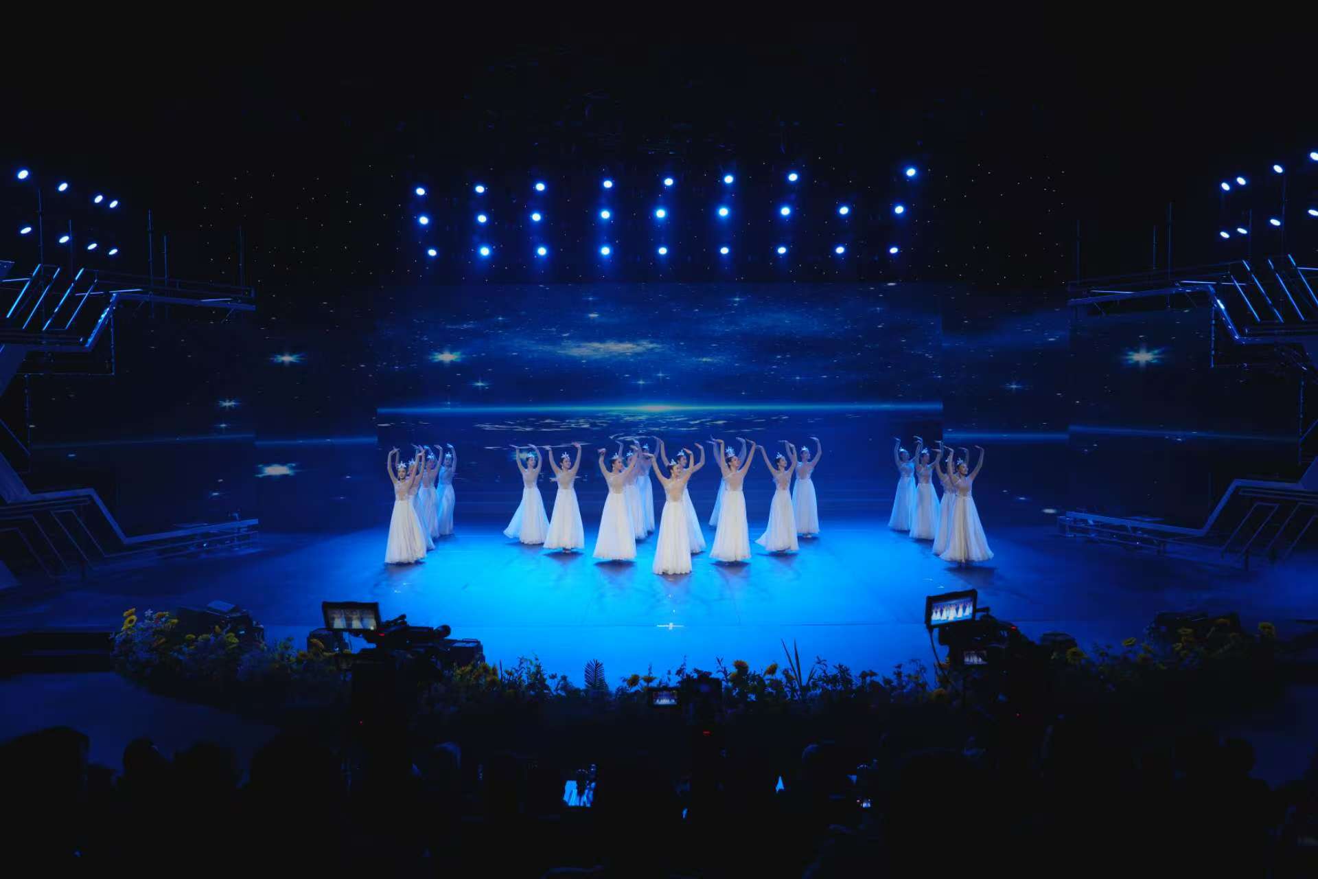 河北传媒学院举办“光影百年·艺启新元”九游娱乐传媒艺术节(图2)