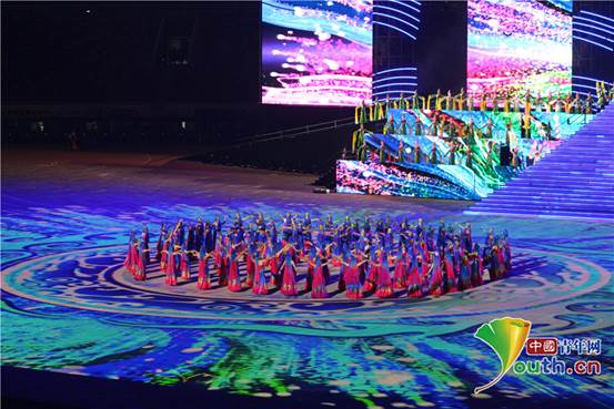 说明: 313818984848845040