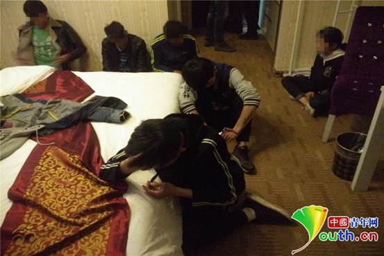 说明: 2.警方在嫌疑人租住地将犯罪嫌疑人抓捕。