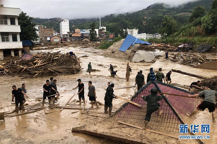 云南麻栗坡洪涝灾害致5人死亡15人失联 现场搜救紧张进行