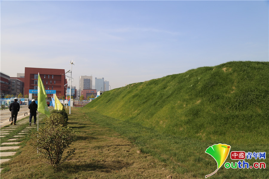 中建三局实施五类抑尘法 打造绿色工地