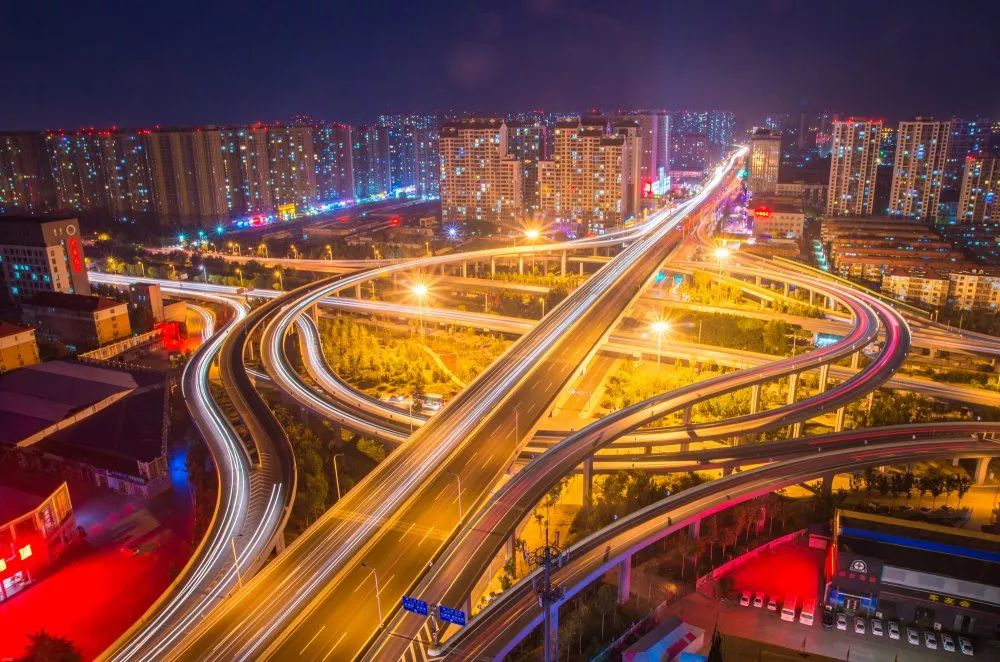 石家庄中华北大街跨北二环高架桥.郑晓南 摄