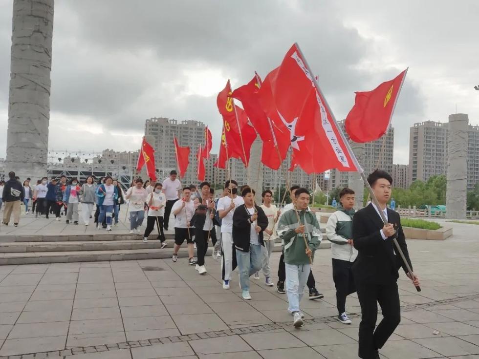 共青团鸡西市委开展"庆祝建党百年 传承红色基因"全市青少年重走长征