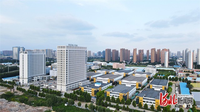 5版配片——产业，保定中关村创新中心1.jpg