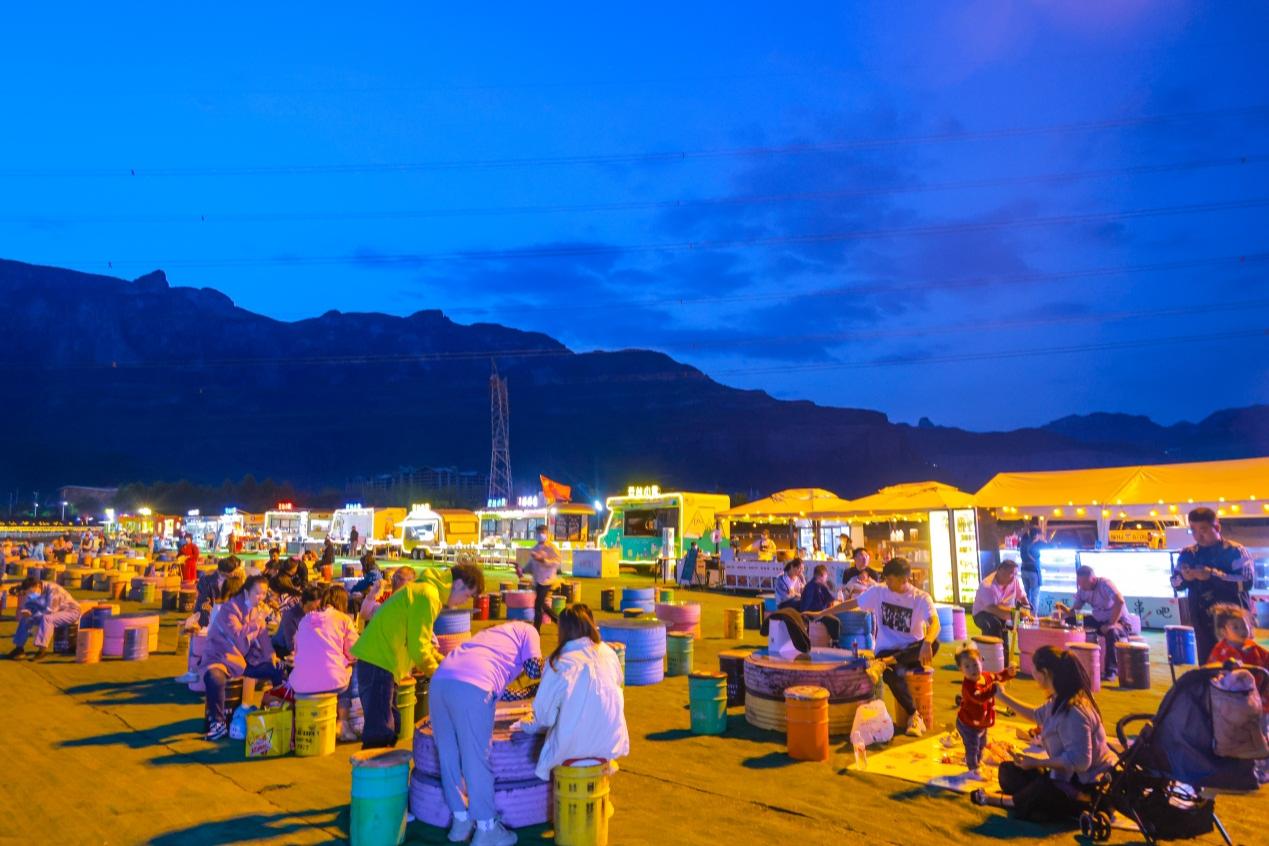 300亩露营地出圈云台山景区开启山地休闲新模式